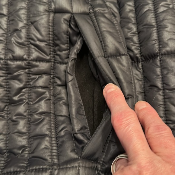 Eileen Fisher M Elegant Black Car Coat Outerwear puffer thigh length commuter - Picture 8 of 10